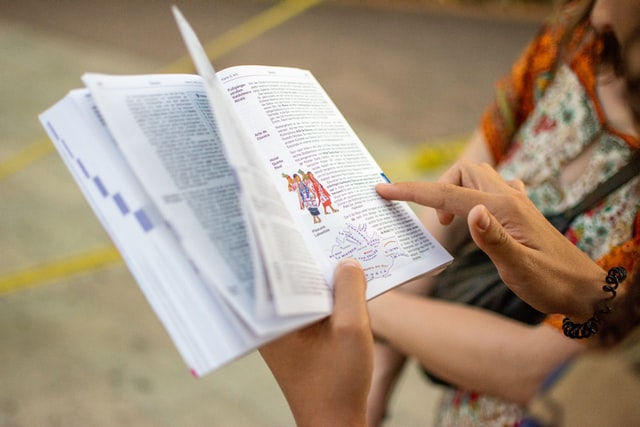 Sprache in Kinderbüchern: Wie Kinderbuchverlage mit Political Correctness umgehen
