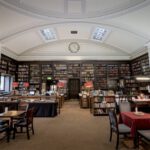 Drauß‘ vom Walde von Friederike Schmöe Drauß‘ vom Walde von Friederike Schmöe